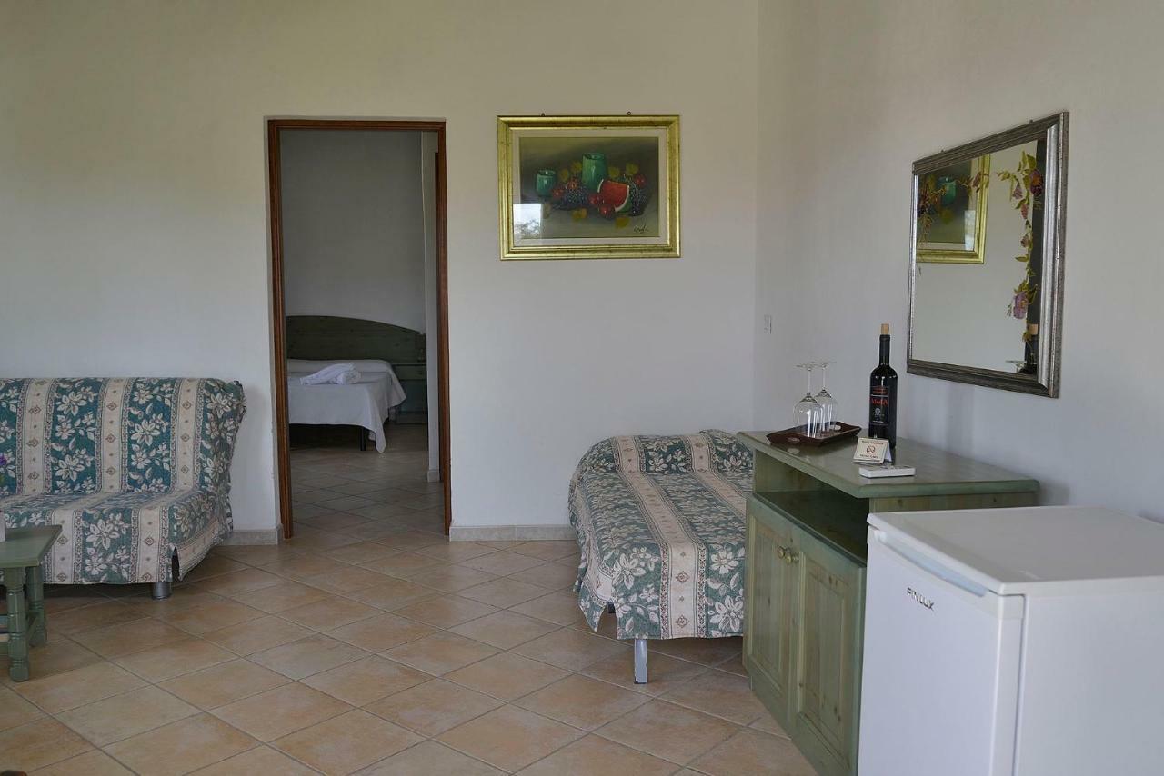 Agriturismo Rubinu Galtellì 外观 照片